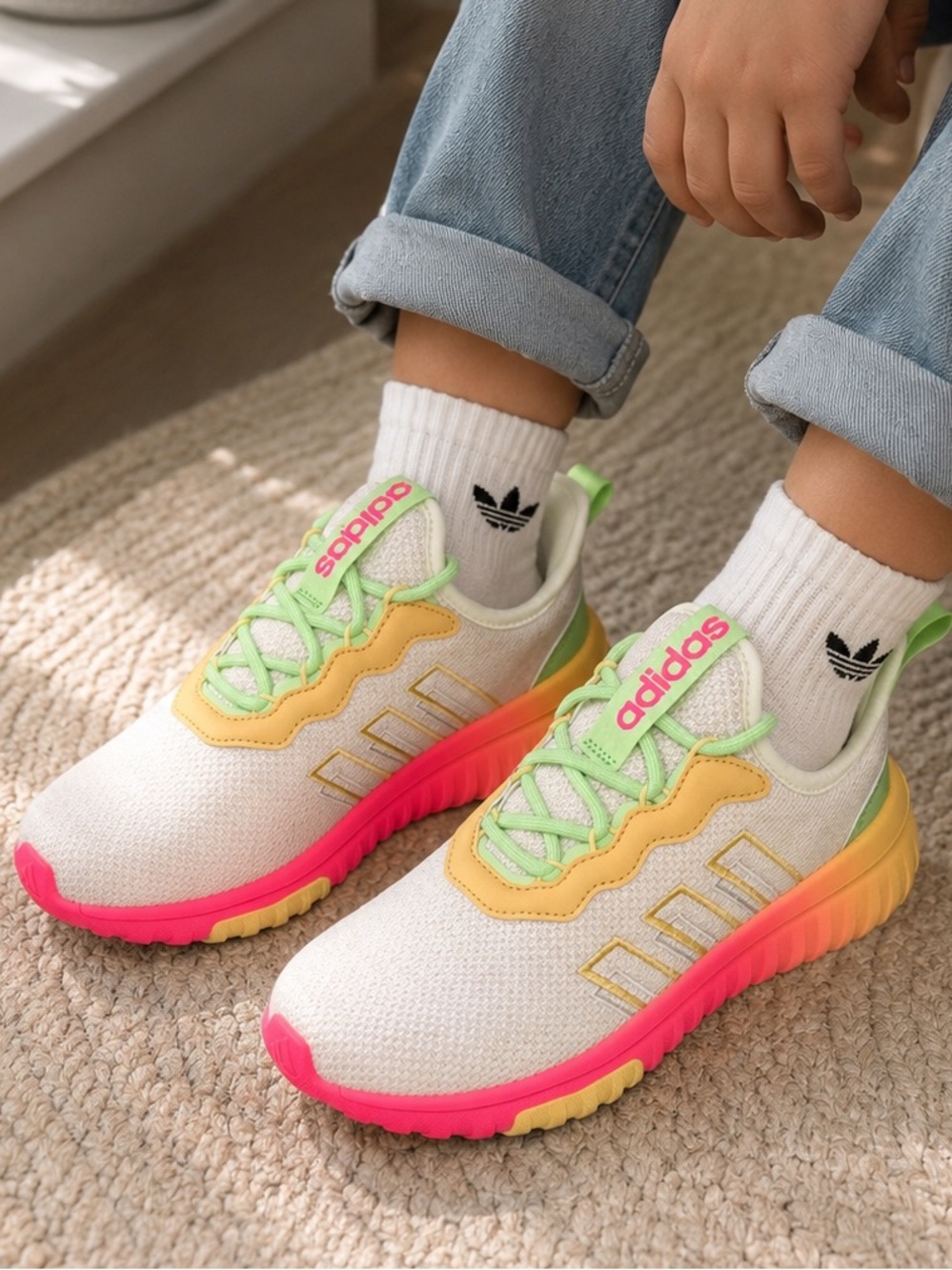 Adidas Kaptir Flow 2.0 K Kids Size 4 US JR8090 Cloudfoam Pink Green Shoes